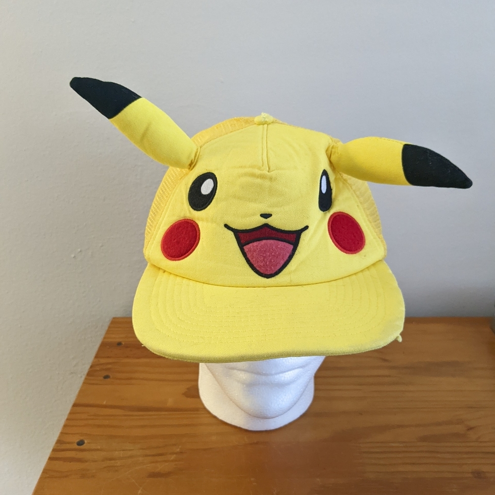 Pokémon Pikachu mesh adult baseball cap